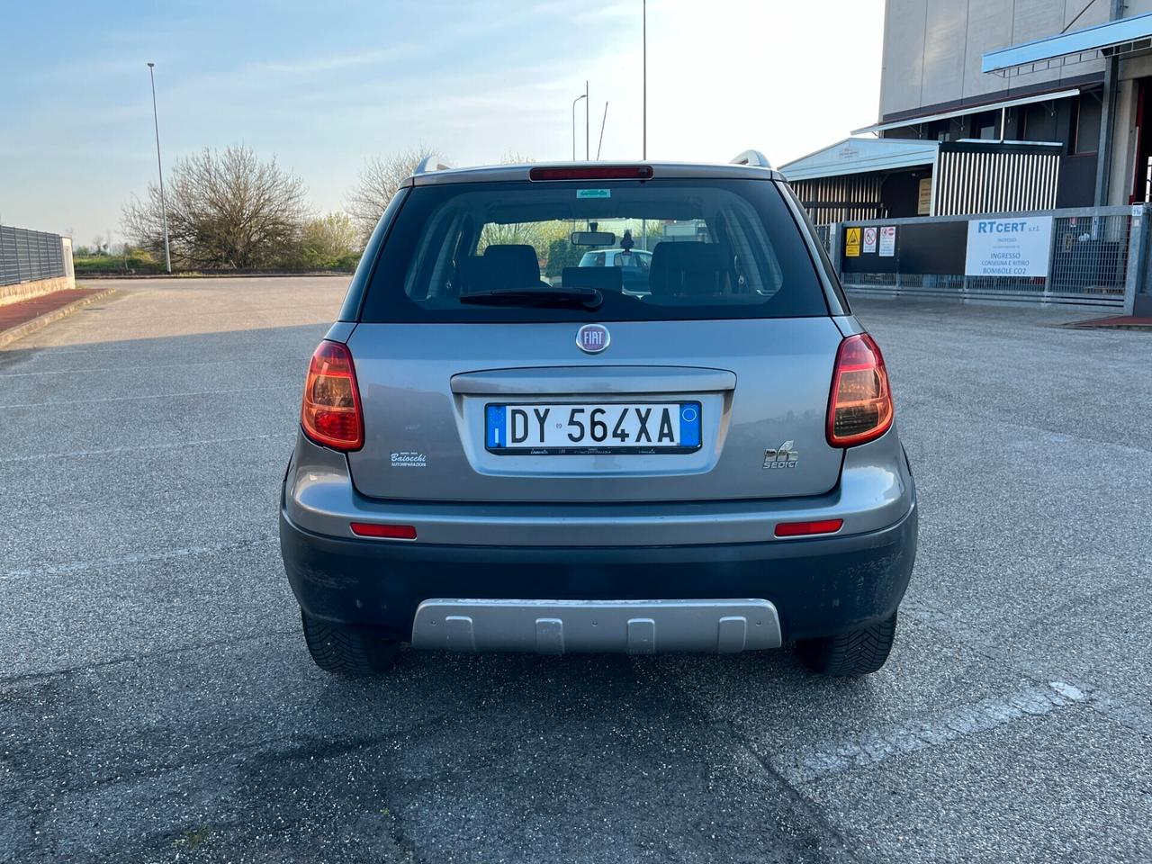 Fiat Sedici 1.6 16V 4x2 Emotion UNICO PROPRIETARIO ADATTO AI NEOPATENTATI