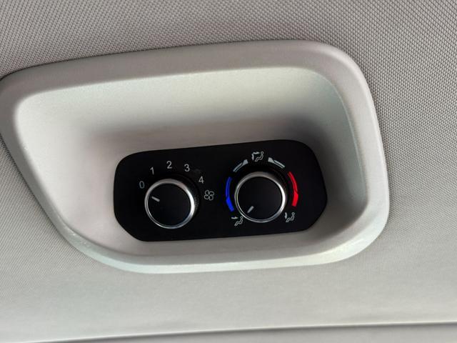 FORD Tourneo Custom 320 2.0 EcoBlue 185CV aut. Titanium 9 posti