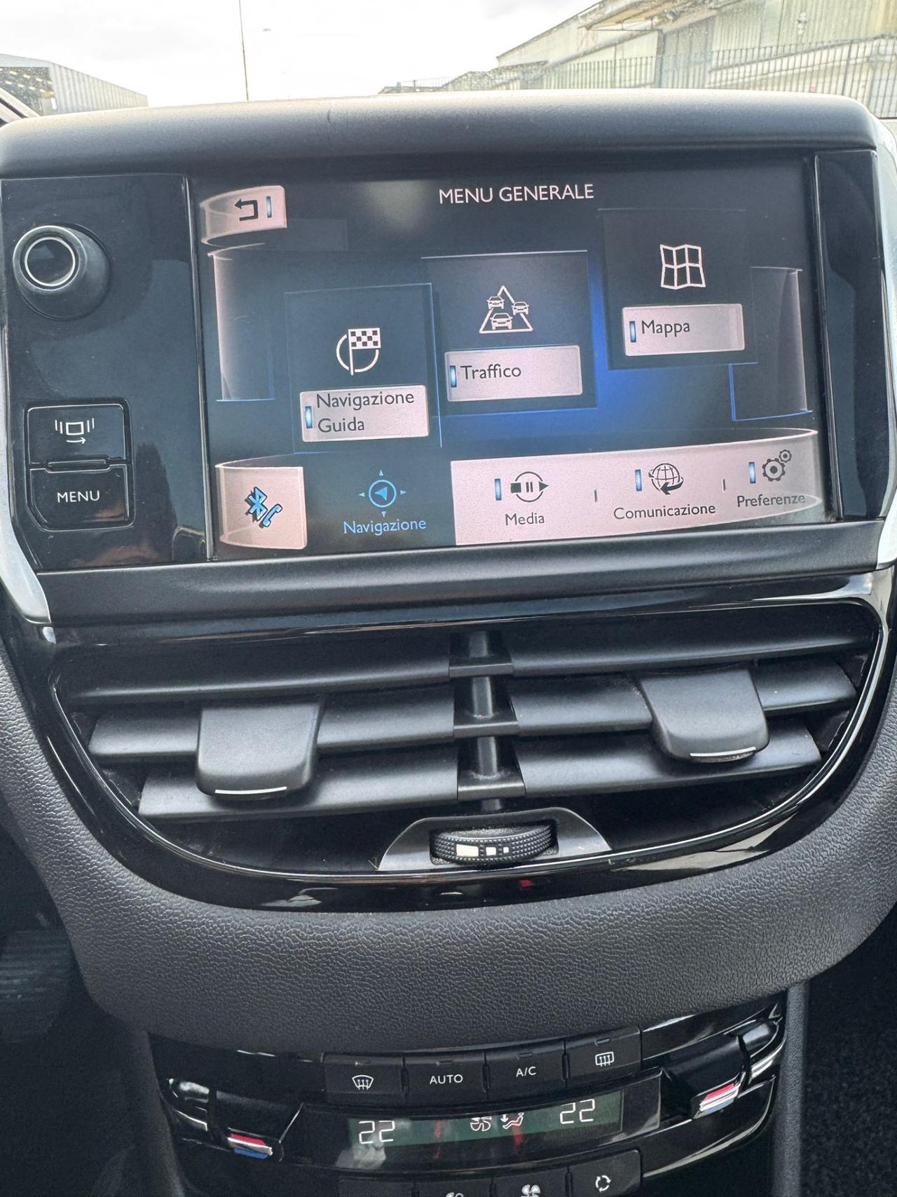 Peugeot 208 1.4 HDi Allure AUTO IN CONTOVENDITA