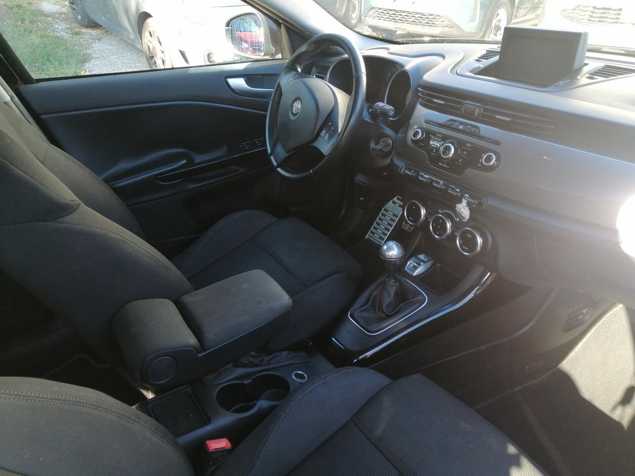Alfa Romeo Giulietta 1.6 JTDm-2 105 CV Distinctive