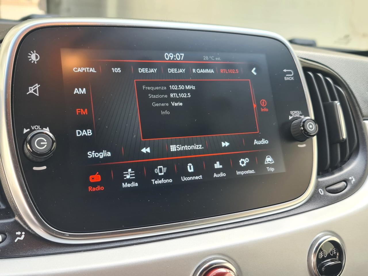 Fiat 500 1.0 Hybrid Connect - km certificati