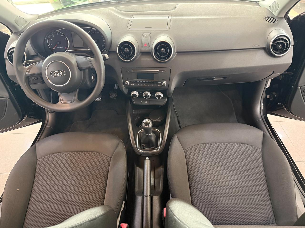 Audi A1 Sportback 1.0 tfsi 82cv NEOPATENTATI 23.000 KM!!!
