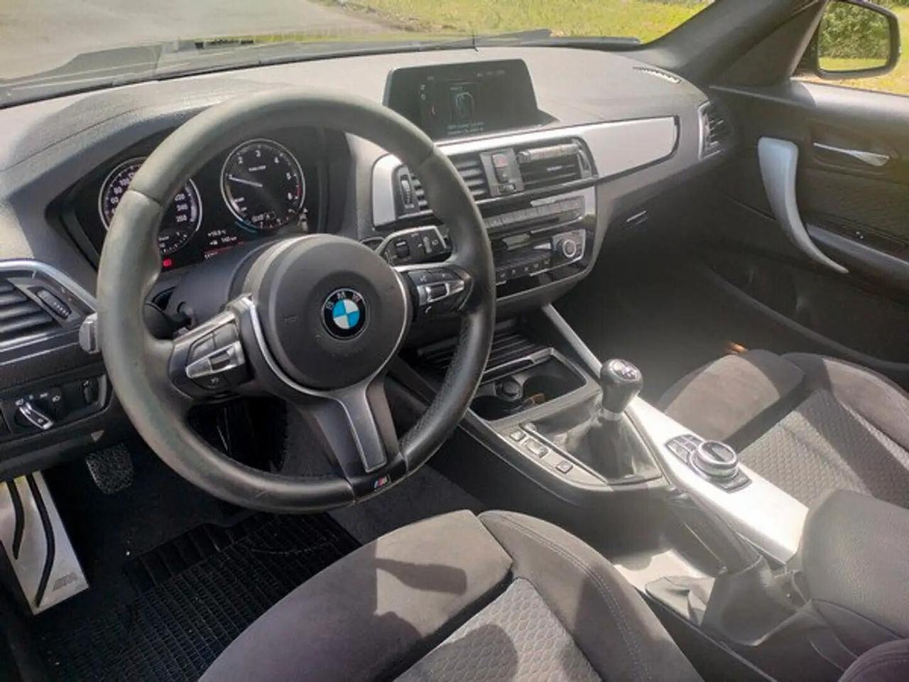Bmw 116 116d 5p. Msport