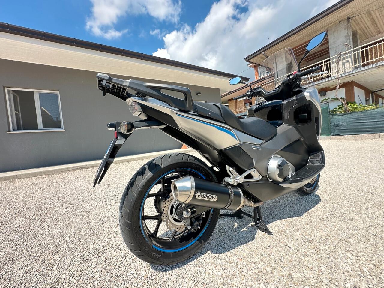 Honda Integra 750 S 15.592 km scarico Arrow PERFETTO