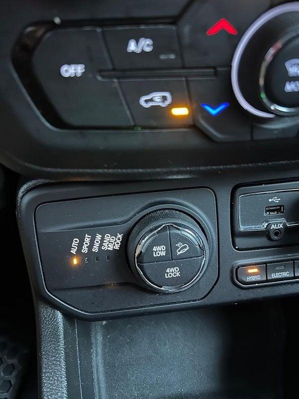 Jeep Renegade 2019 1.3 T4 PHEV Trailhawk 4xe AT6