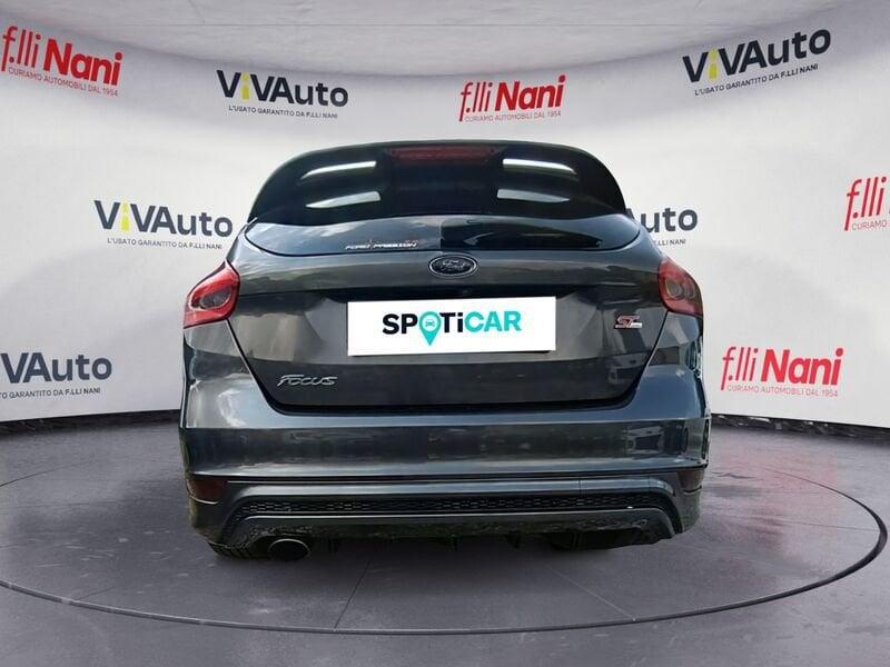 Ford Focus 1.5 TDCi 120cv S&S ST Line