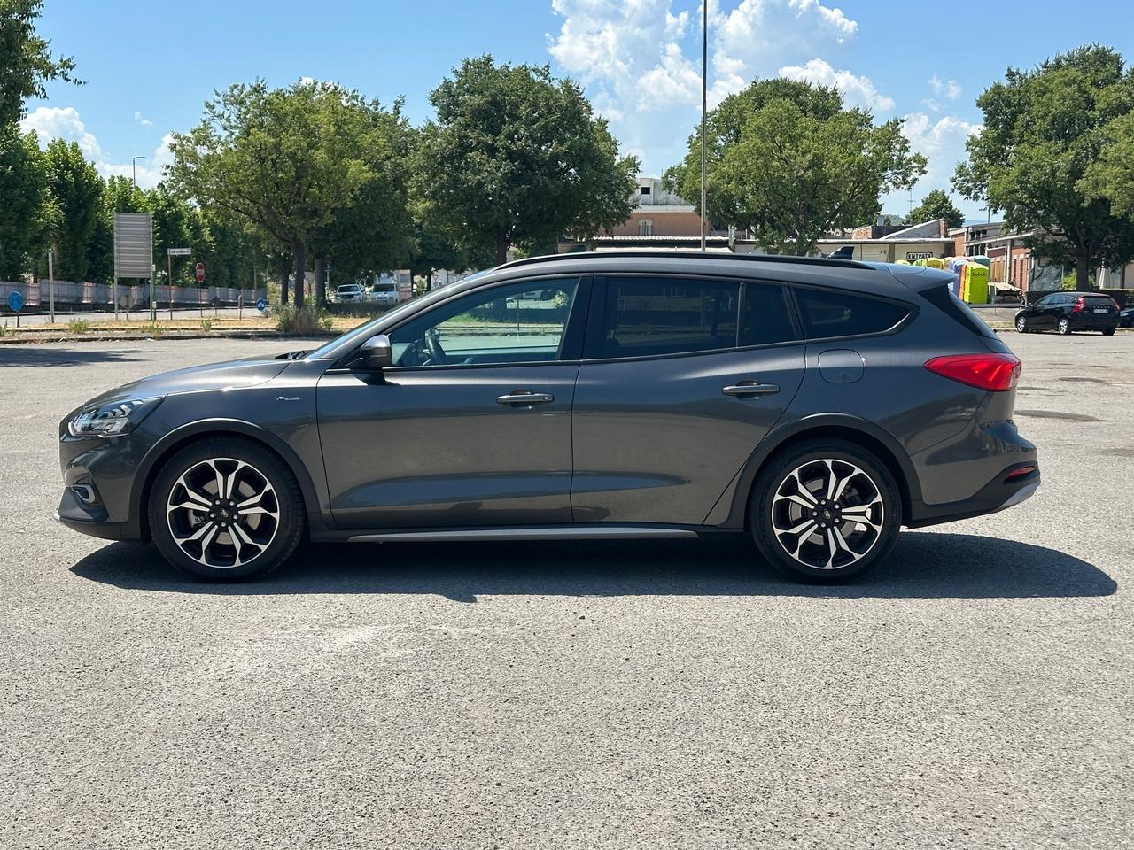 Ford Focus 1.5 Diesel 120 CV auto (Garanzia 24 Mesi)
