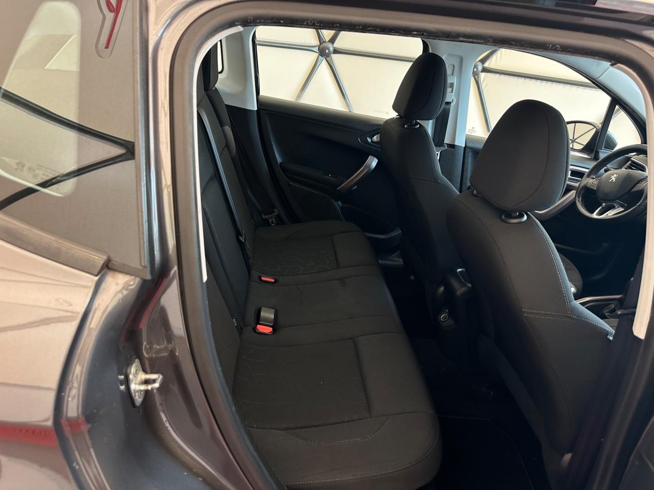 Peugeot 2008 PureTech 82 Allure