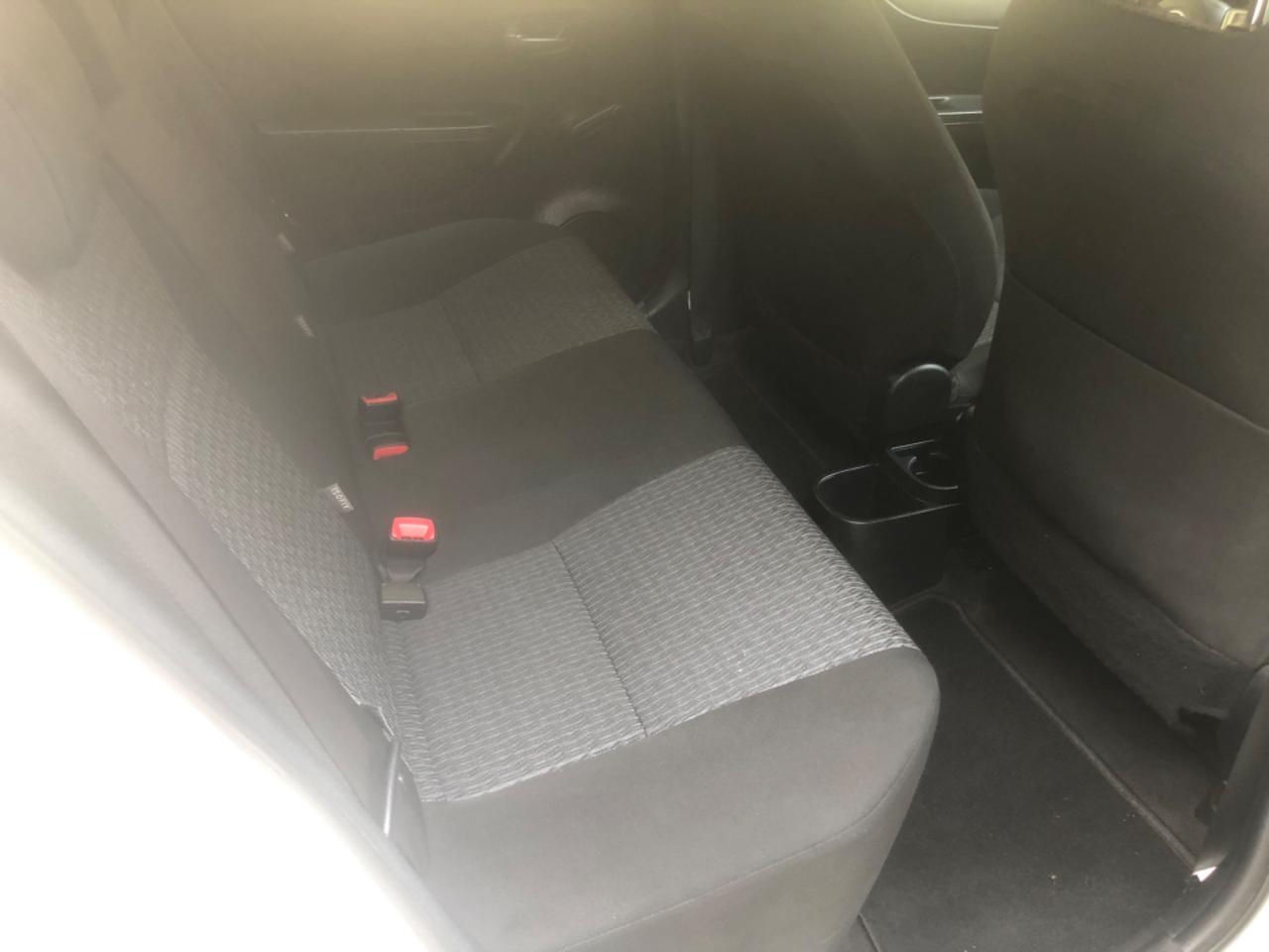Toyota Yaris 1.0 5 porte Lounge 2014 km 47000