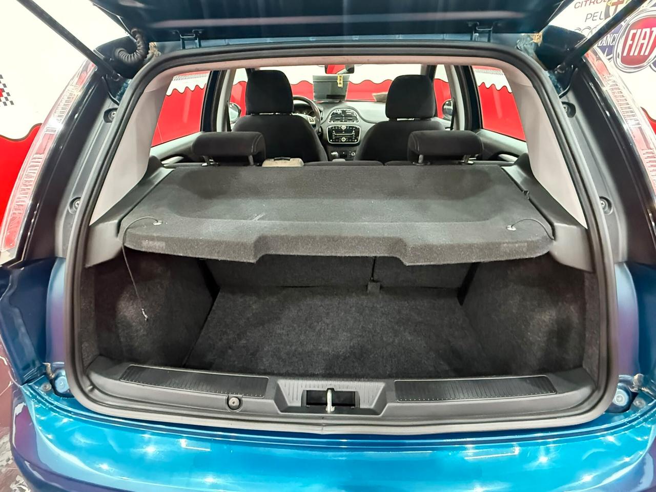 Fiat Punto 1.3 MJT 75cv Virgin Radio - 2012