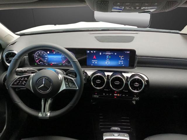 MERCEDES-BENZ A 180 Automatic Progressive Advanced