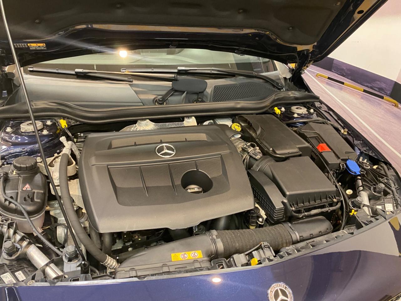 Mercedes-benz A 180 A 180 d Sport
