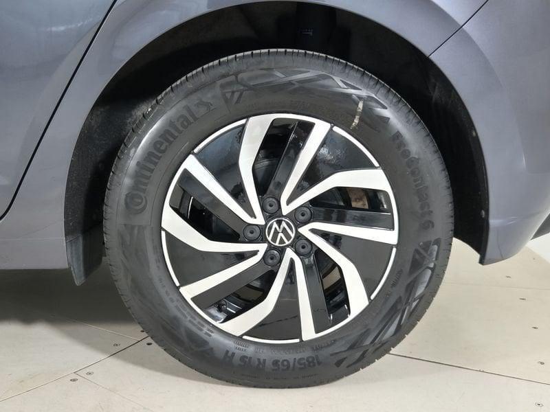 Volkswagen Polo VI 2022 1.0 tsi Style 95cv