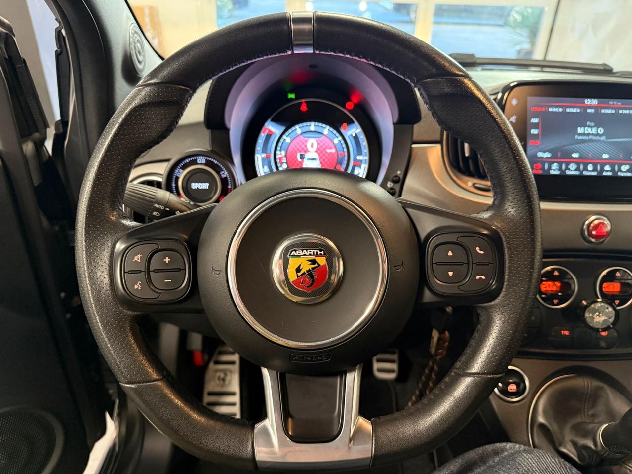 Abarth 595 1.4 Turbo T-Jet 165 CV Pista