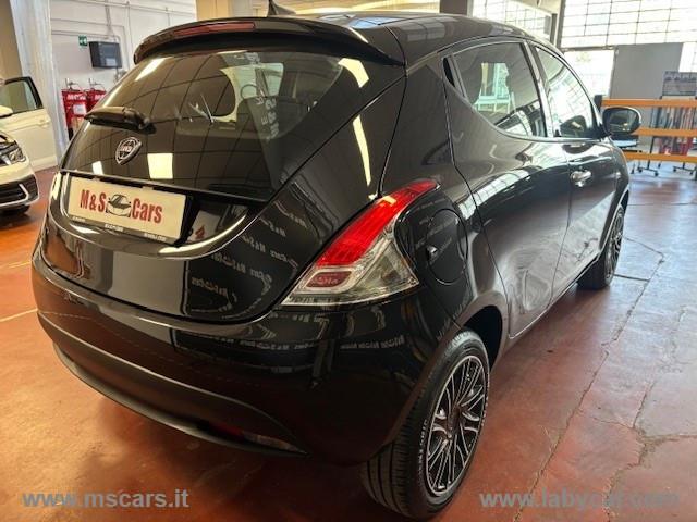 LANCIA Ypsilon 1.0 FireFly 5p. S&S Hybrid Oro
