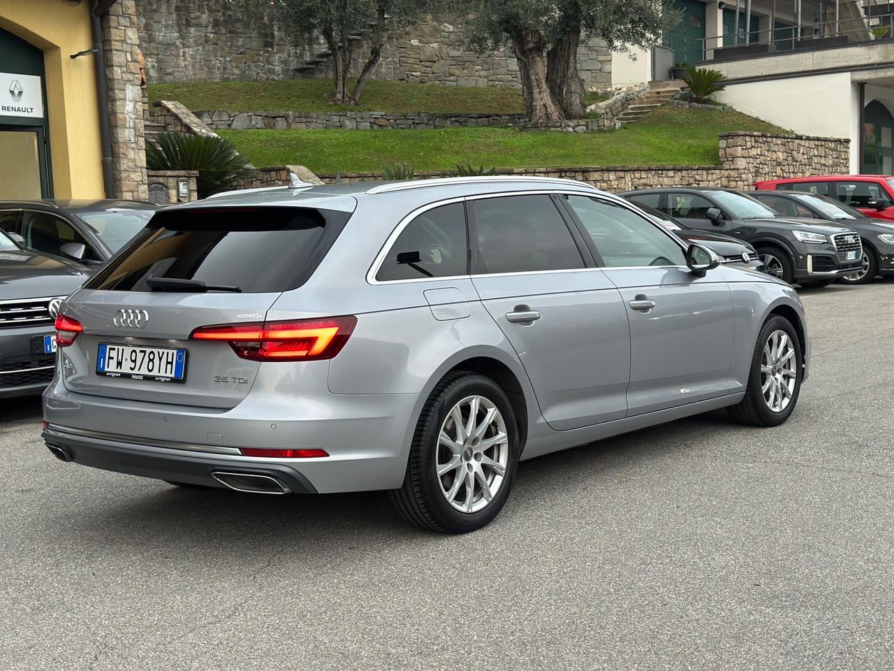 Audi A4 35 TDI S tronic Business Sport