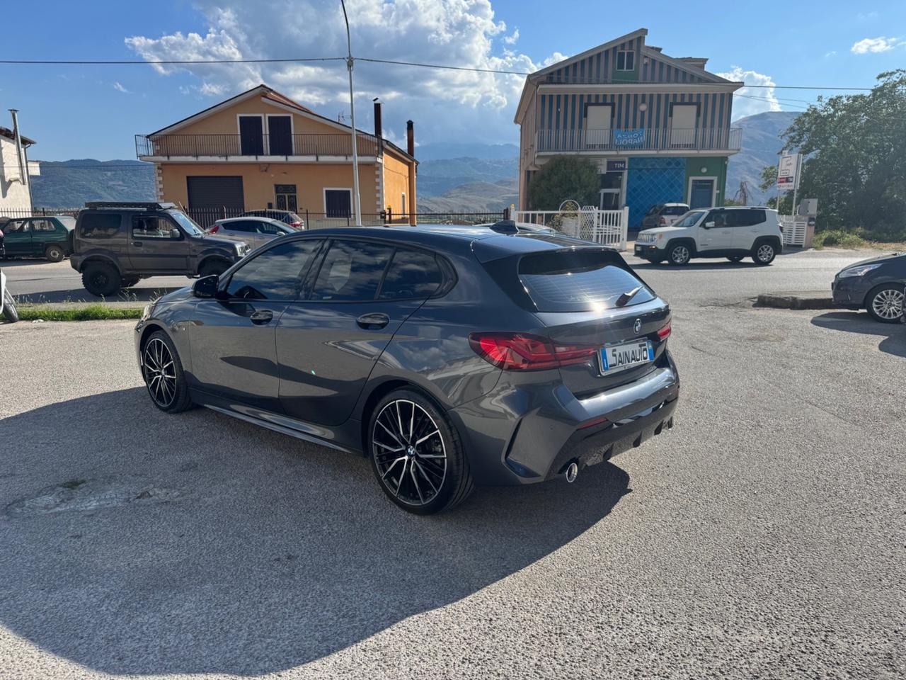 Bmw 118 118d 5p. Msport
