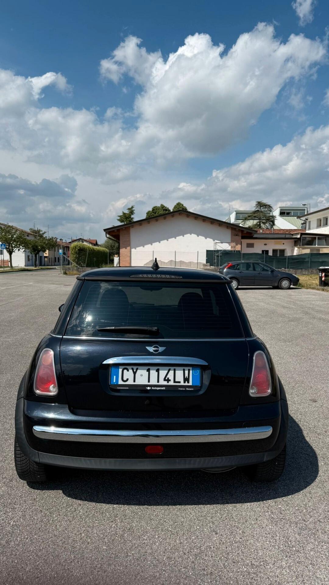 Mini One D 1.4 ok neopatentati