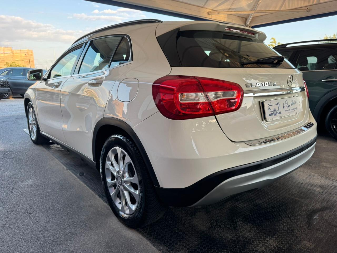 Mercedes-benz GLA 180 d Business