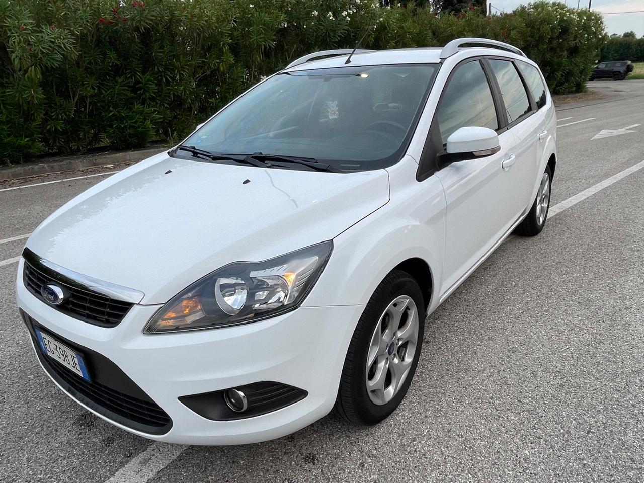 Ford Focus 1.6 TDCi titanum anno 2011 pronta uso