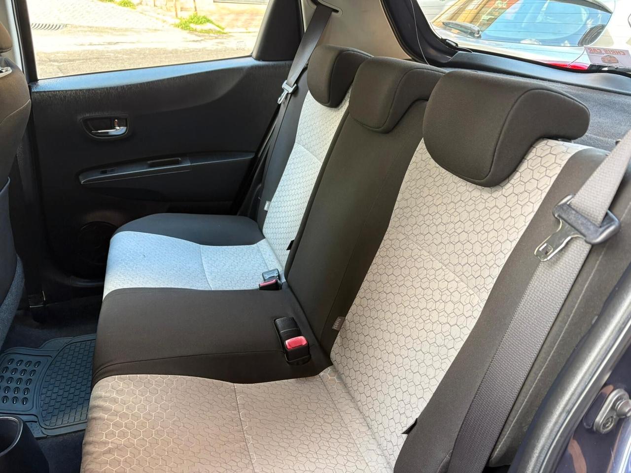 Toyota Yaris 1.3 5 porte Lounge