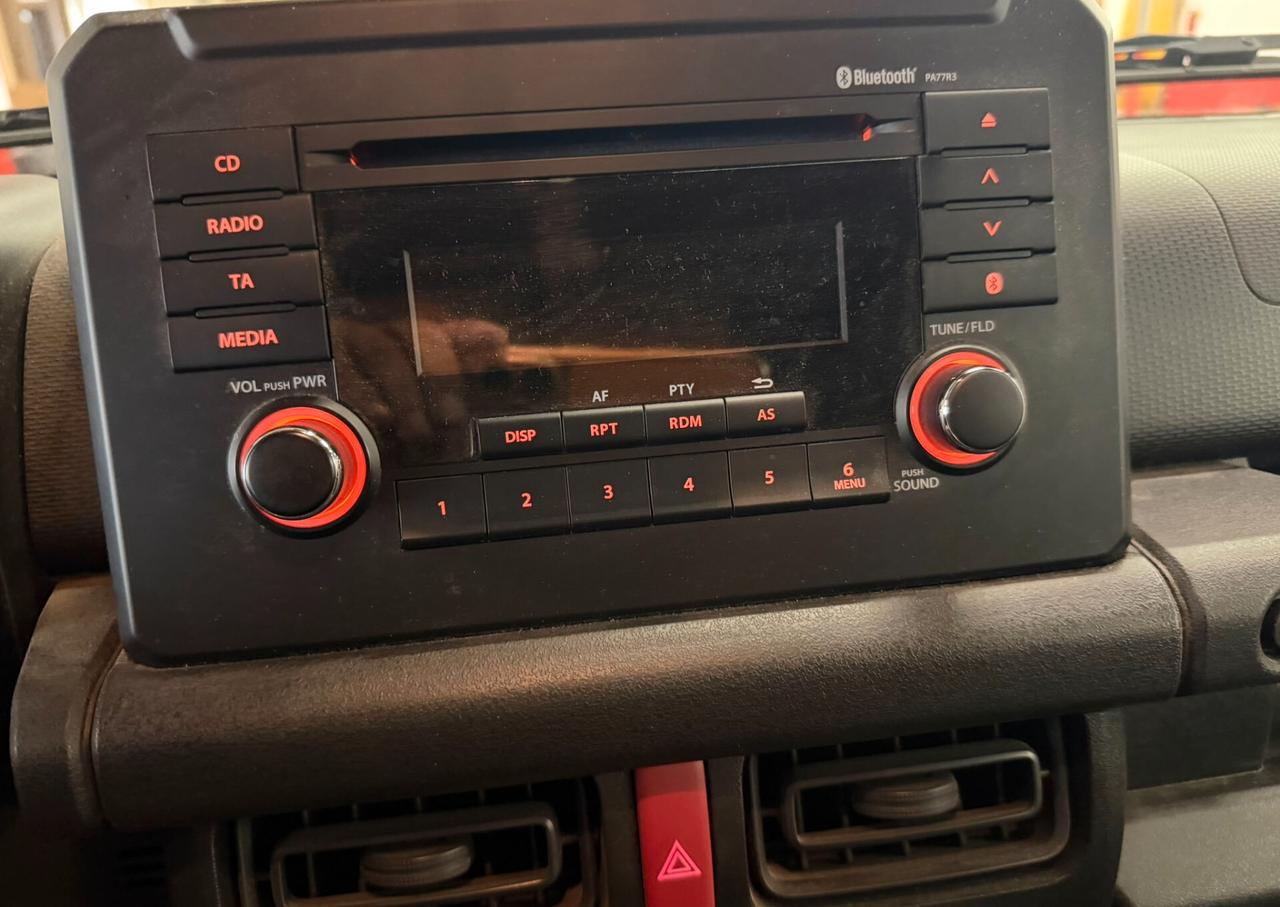 Suzuki Jimny 1.5 5MT PRO (N1)