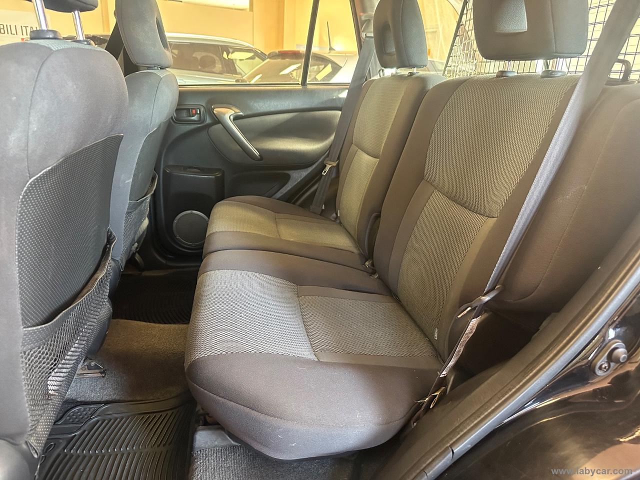 TOYOTA RAV4 2.0 Tdi D-4D 5p. Sol