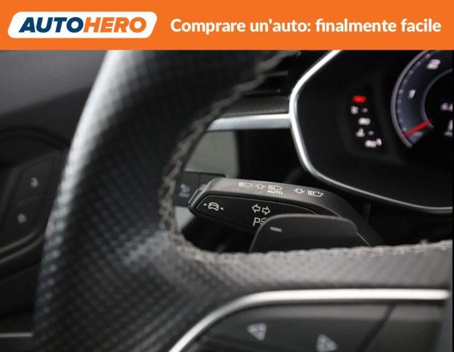 AUDI Q3 35 TDI S line edition