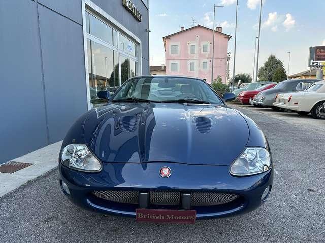 Jaguar XKR Coupe 4.0