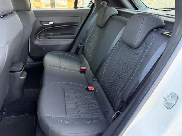 FIAT 600 HYBRID 145CV DCT MHEV+NAVI+RCAM+2PDC+LED