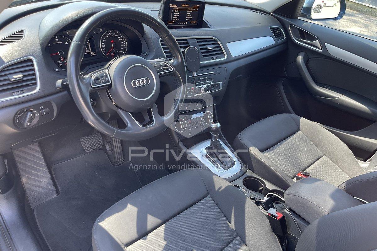 AUDI Q3 2.0 TDI 120 CV S tronic Business