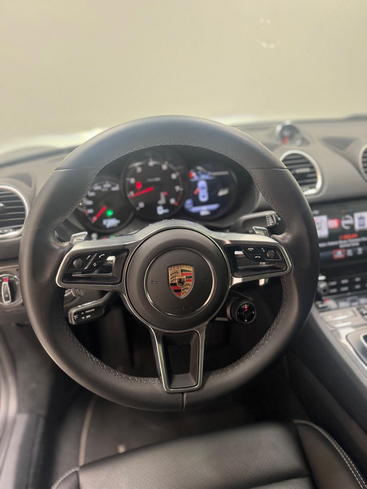 PORSCHE 718 CAYMAN STYLE EDITION APPROVED