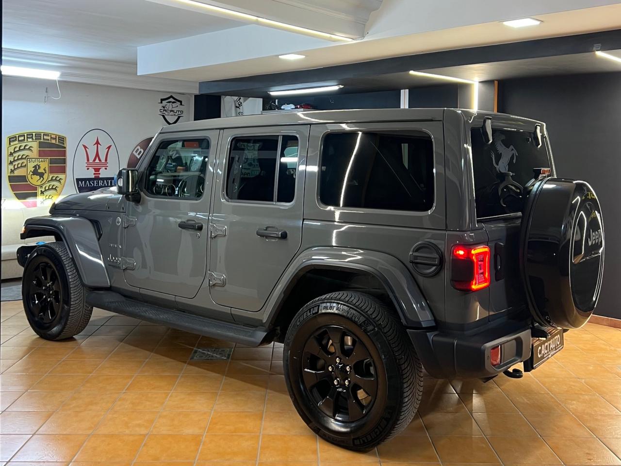 Jeep Wrangler Unlimited 2.2 Mjt II Night Eagle
