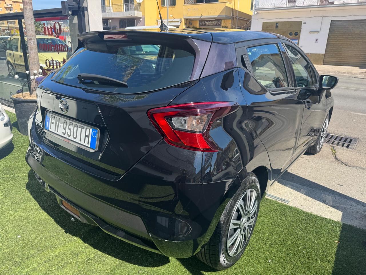Nissan Micra 1.0 IG 12V 5 porte Visia