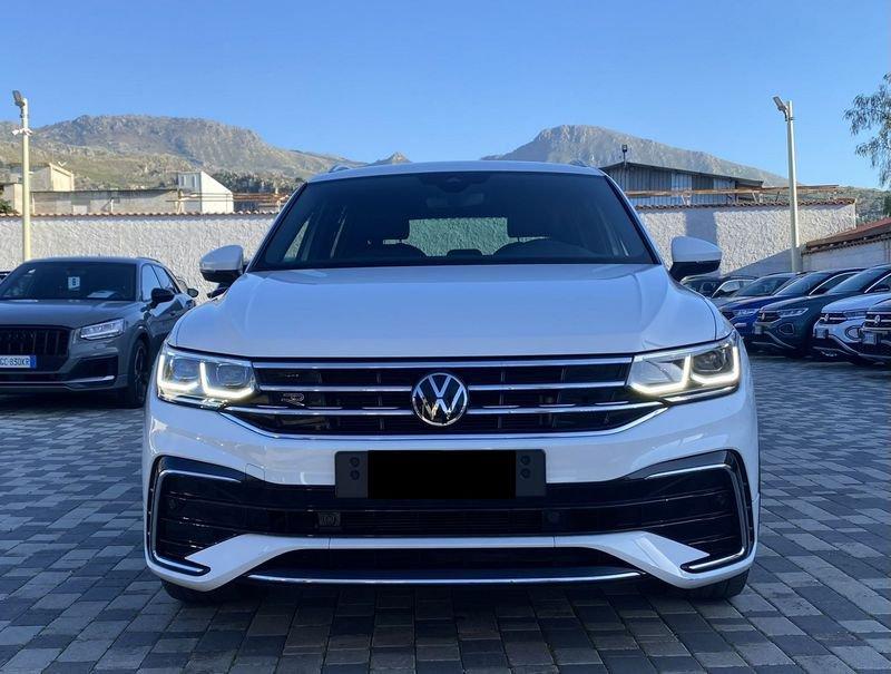 Volkswagen Tiguan R-Line 2.0 TDI 150 CV DSG