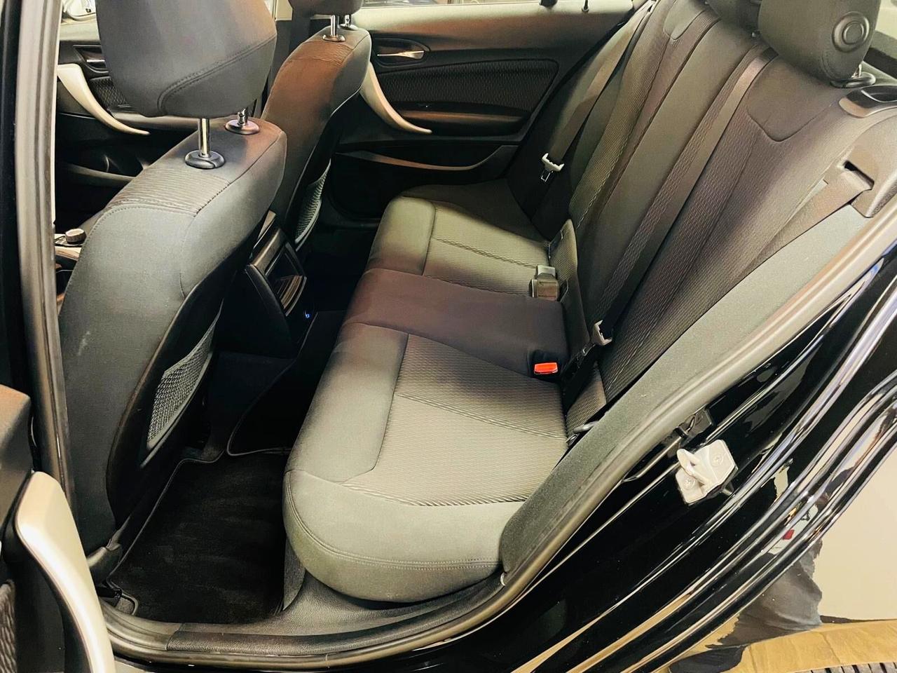 Bmw 118d - 150 cv Automatica Business Advantage