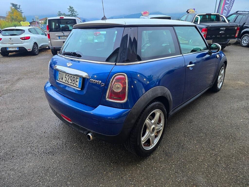 Mini COOPER D 1.6 110CV CHILI