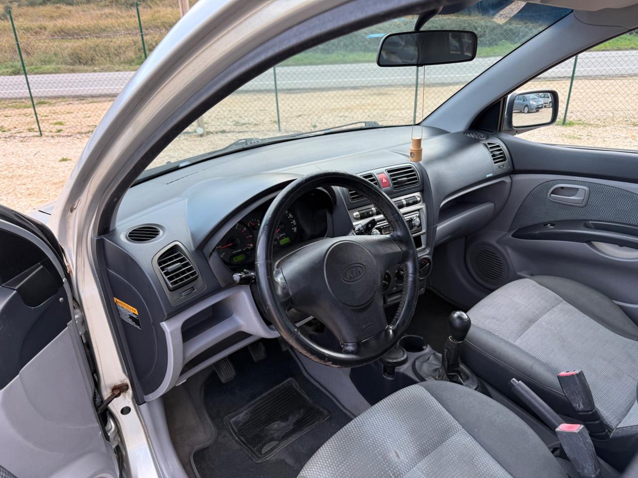 Kia Picanto 1.0 benzina