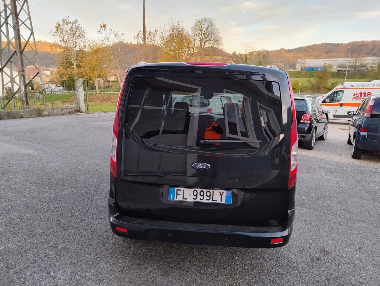 Ford Tourneo Connect Full tetto navigatore euro6 km88