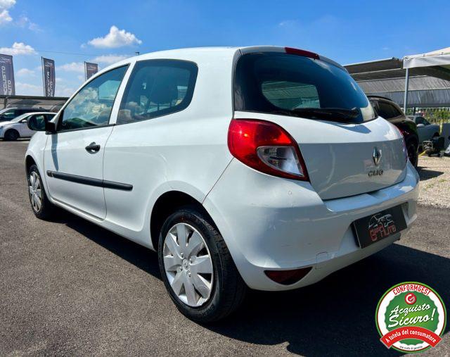 RENAULT Clio 1.2 3p. Van Gran Confort