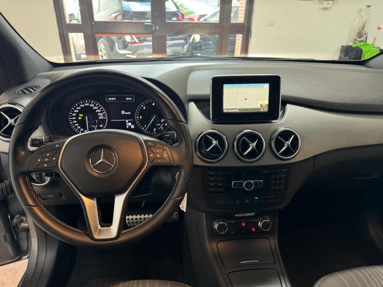 Mercedes-benz B 200 CDI BlueEFFICIENCY Premium