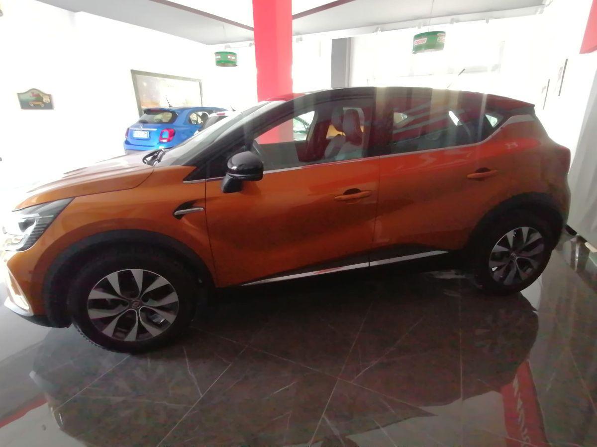 RENAULT - Captur - TCe 12V 100 CV GPL FAP Intens