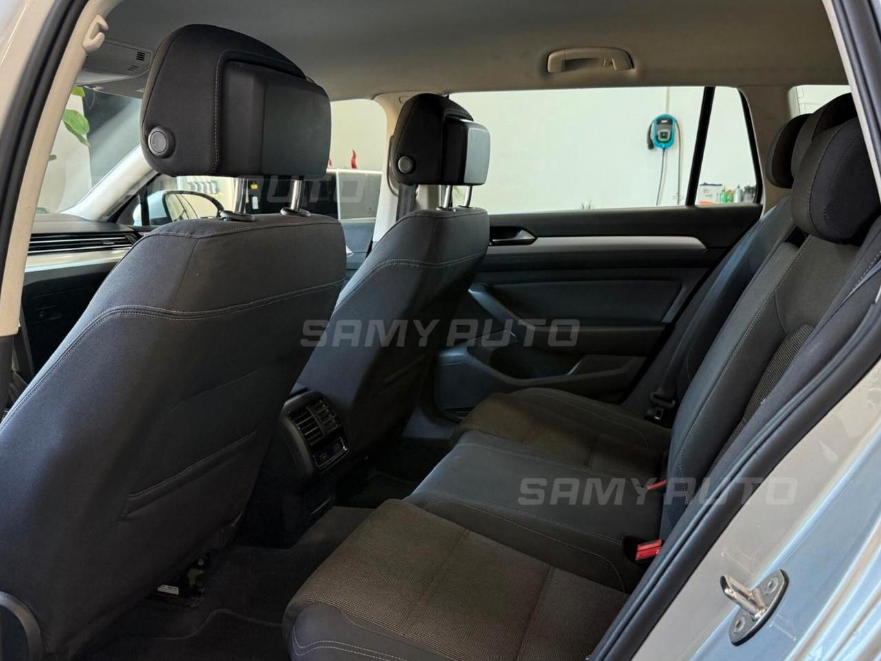 Volkswagen Passat Variant 1.6 TDI Business BlueMotion Technology