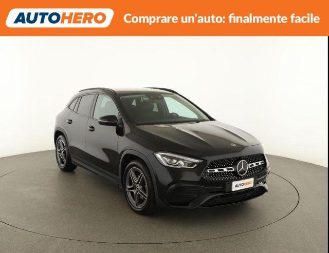 MERCEDES-BENZ GLA 200 Automatic 4Matic Premium