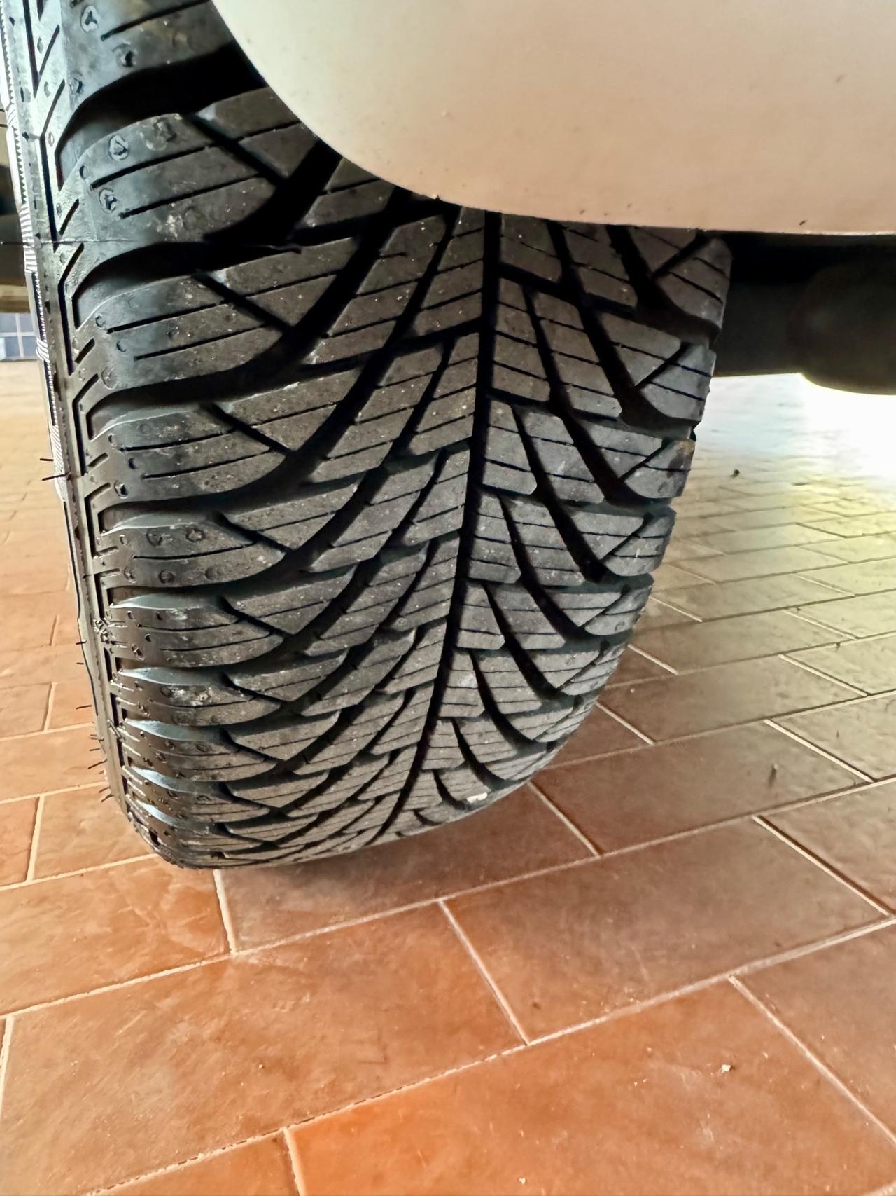 Toyota Aygo 1.0 12V VVT-i 5 porte Lounge Connect