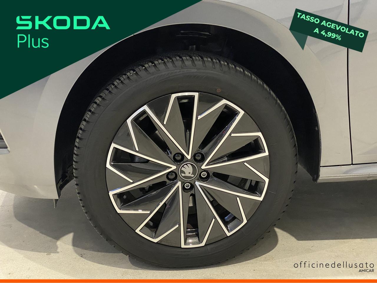 Skoda Kamiq 1.0 tsi 95cv black dots