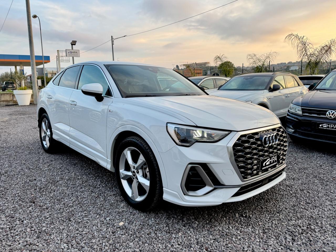 AUDI Q3 SPORTBACK 2.0TDI S-tronic S-Line LED NAVI PELLE CERCHI 19 RETROCAMERA