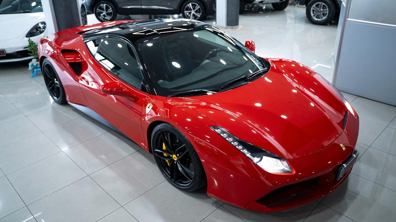Ferrari 488 GTB 3.9 DCT FULL CARBON CARBOCERAMIC DISPLAY SEDIL