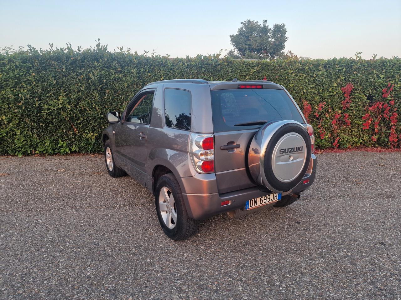 Suzuki Grand Vitara 1.6 106cv Benzina