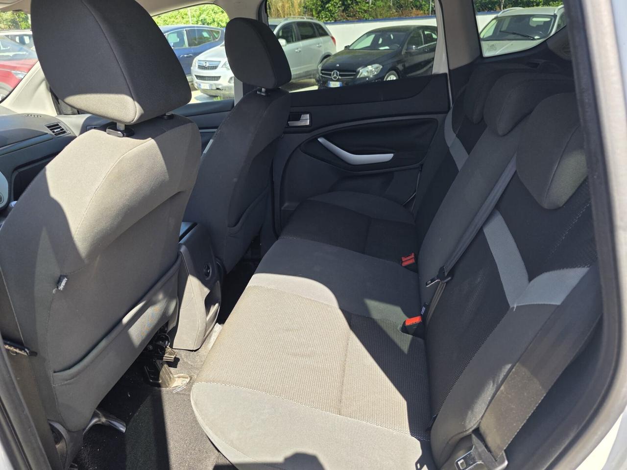 Ford Kuga 2.0 TDCi 136 CV 2WD Titanium DPF